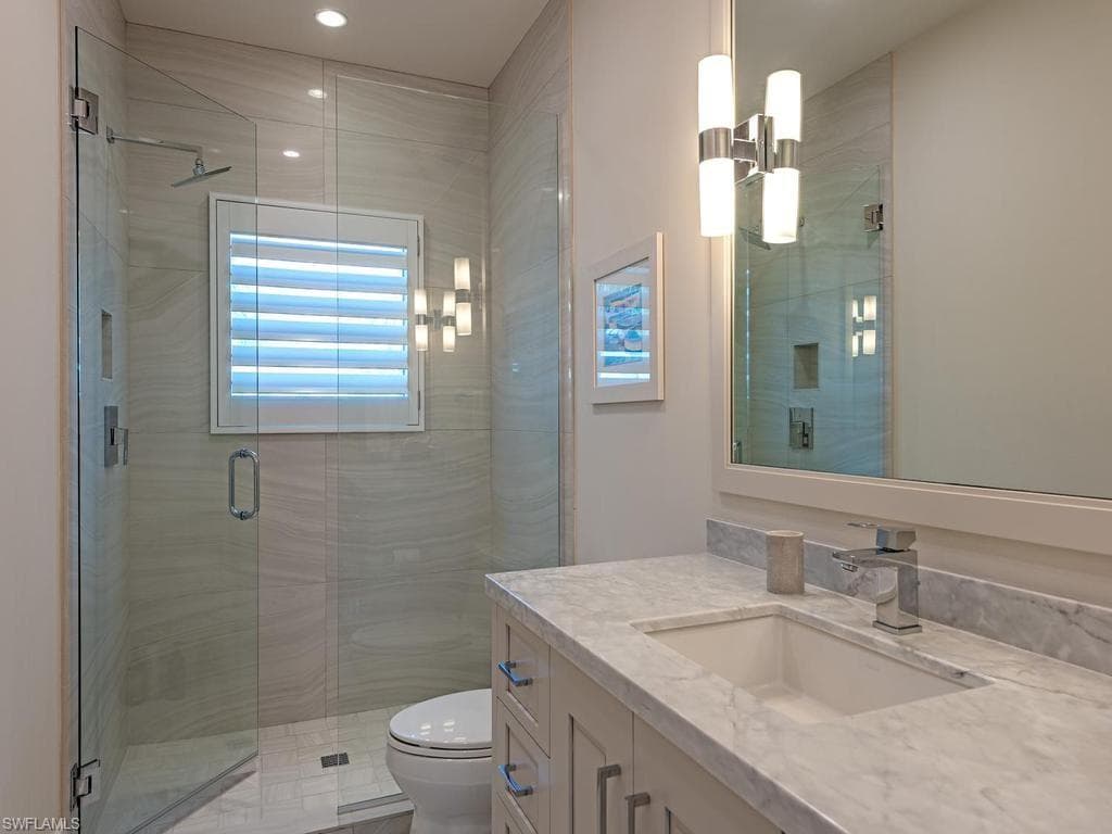 628 21st AVE S-28