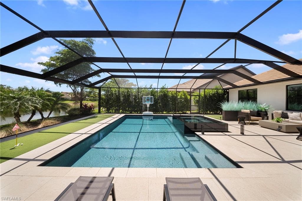 7052 Live Oak DR-3