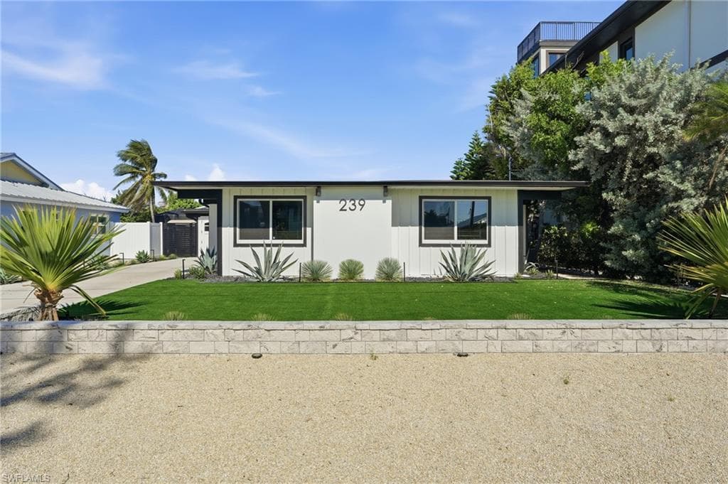 239 Curlew ST-46