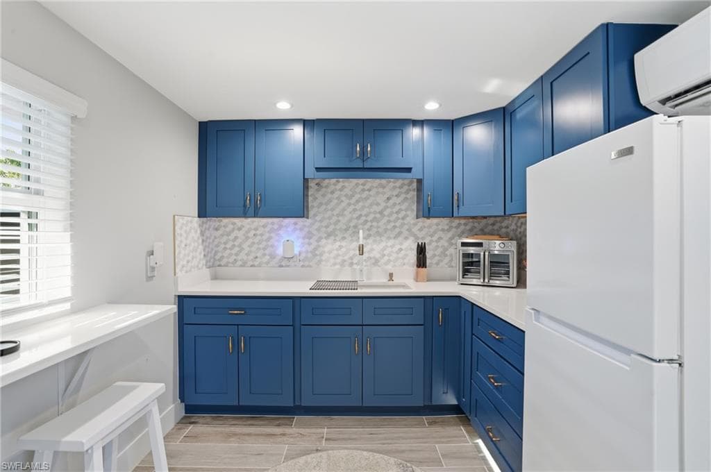 239 Curlew ST-26