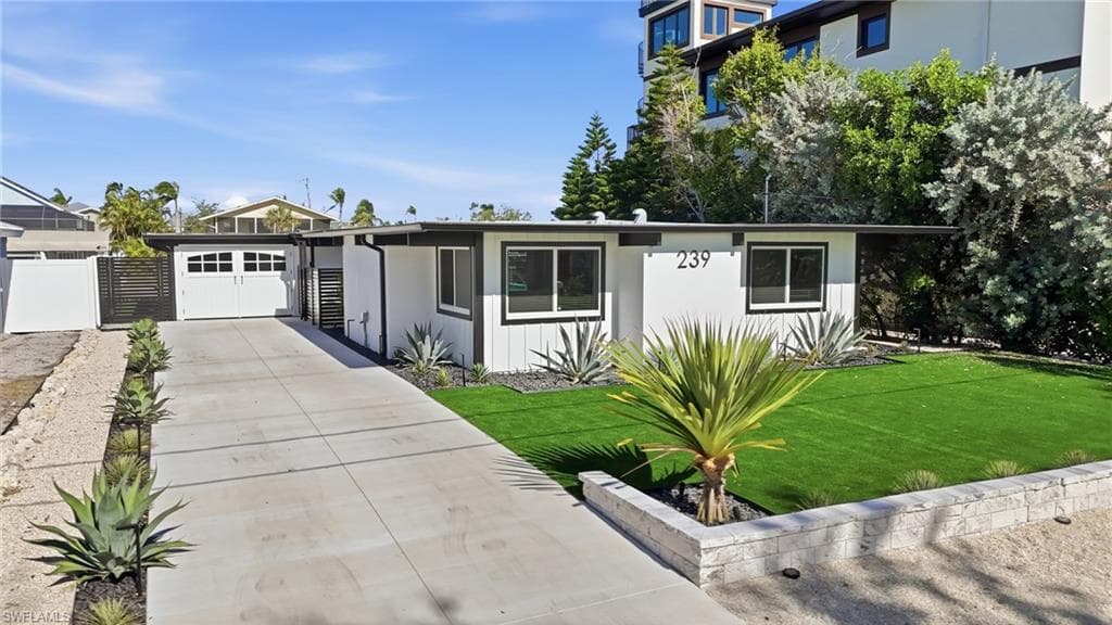 239 Curlew ST-5