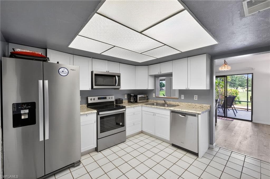 4728 Orange Grove BLVD 4-1