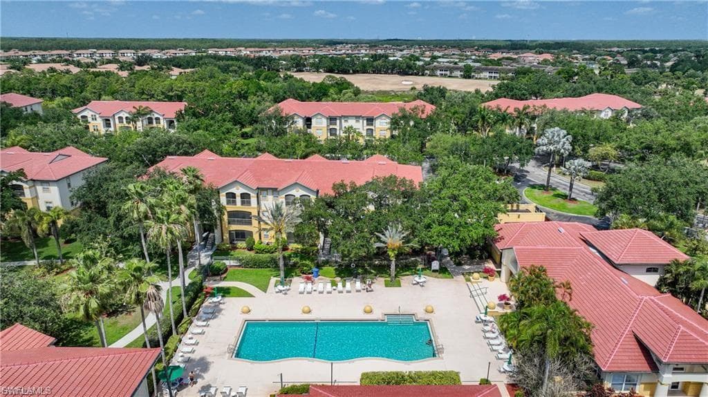11510 Villa Grand 421-19
