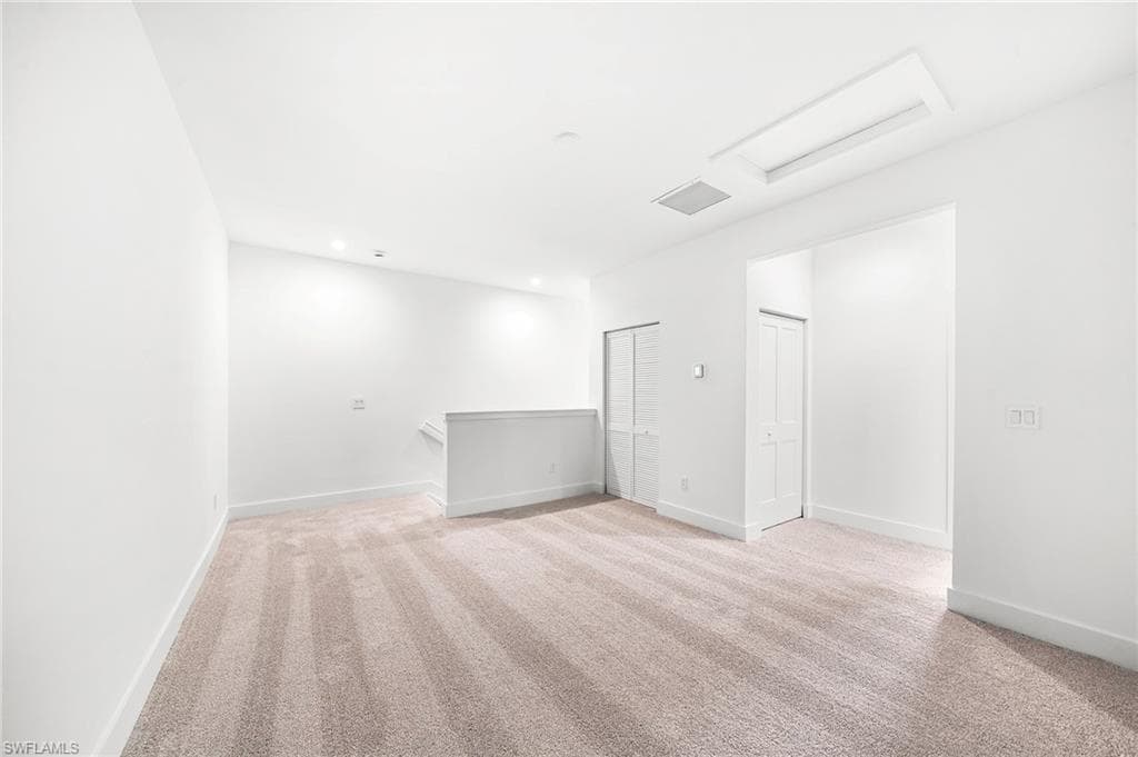 13104 Georges Cay PL-33