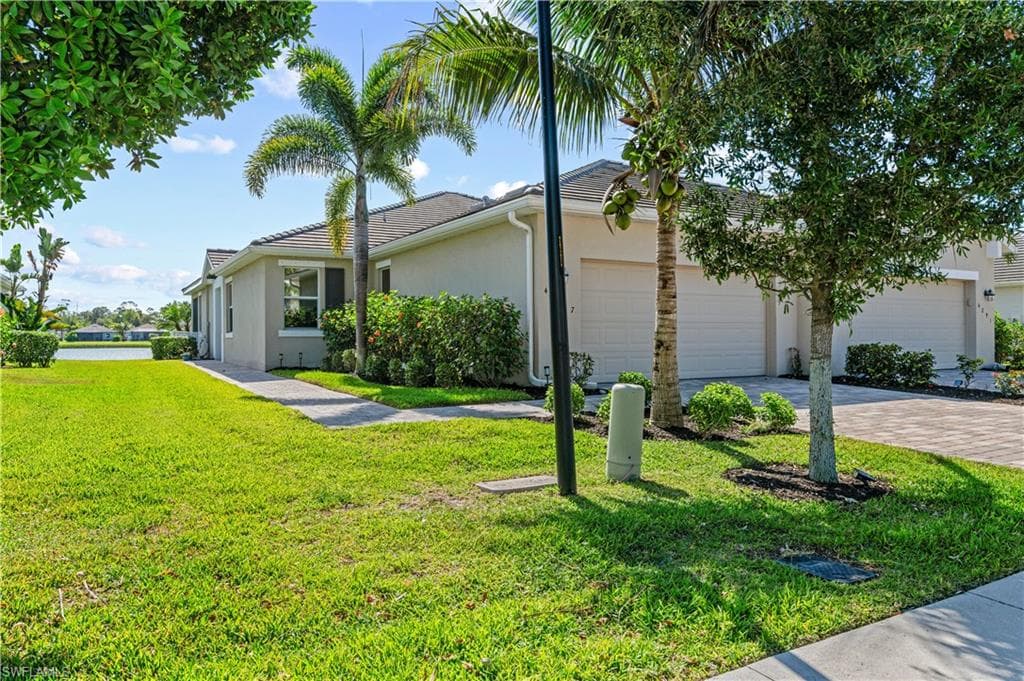 4287 Lemongrass DR-2