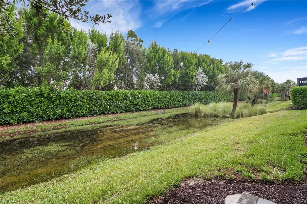 12973 Pembroke DR-25