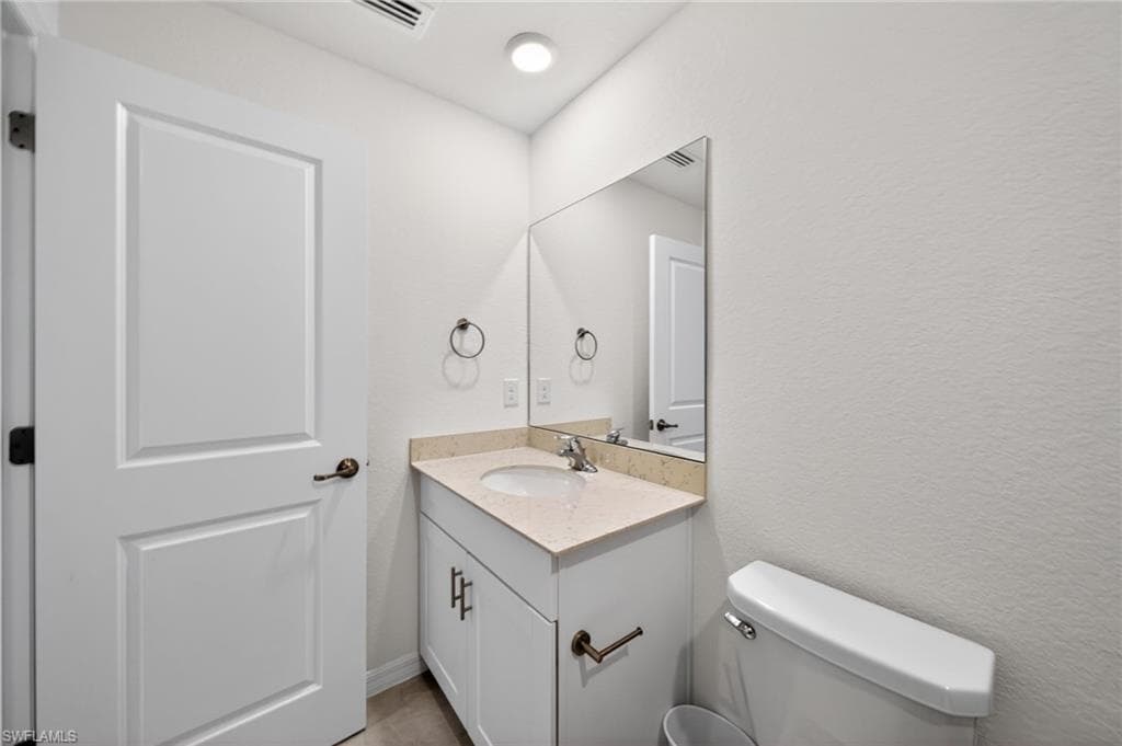 14275 Oviedo PL-16