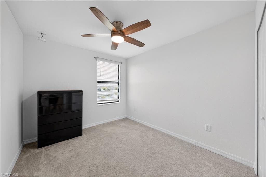14275 Oviedo PL-20