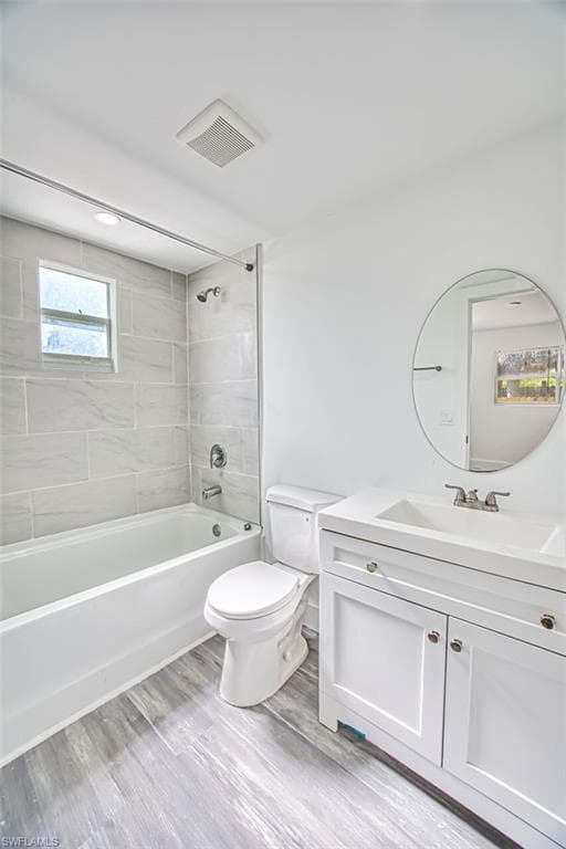 226 Fairweather LN-15