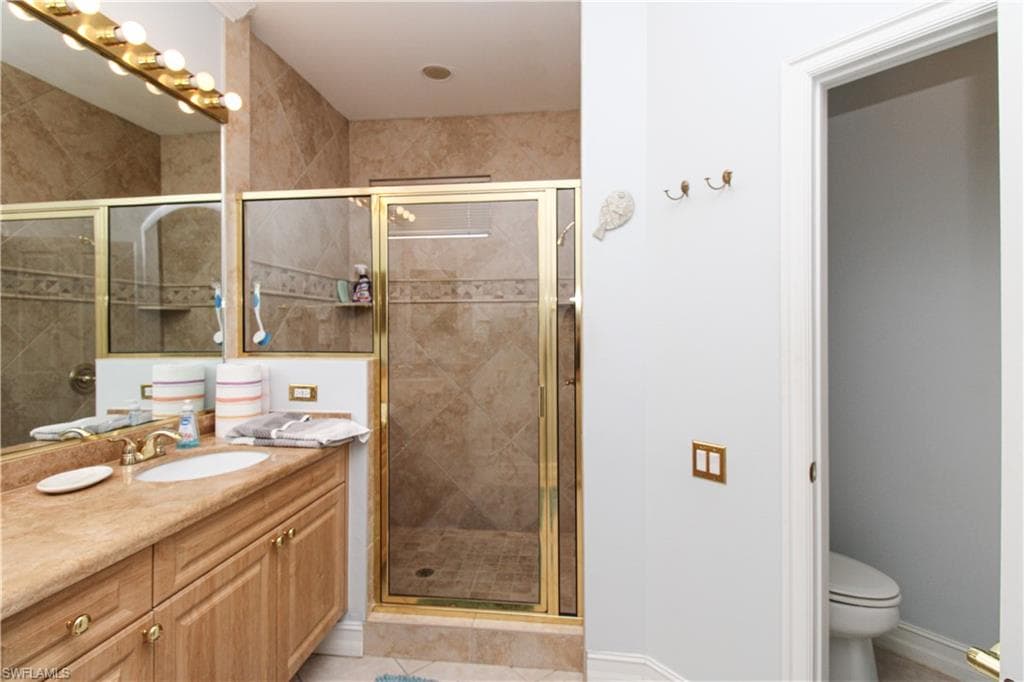 817 Carrick Bend CIR 101-42