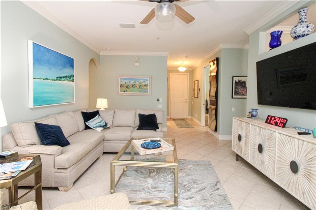 817 Carrick Bend CIR 101-4