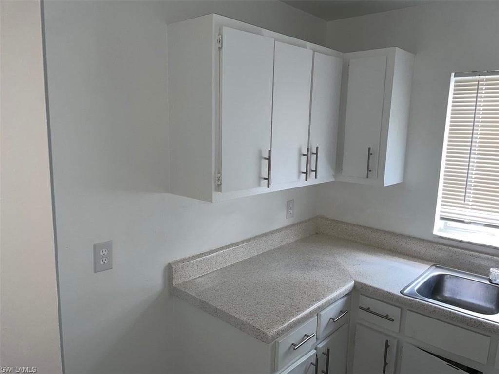 2243 Euclid AVE-6