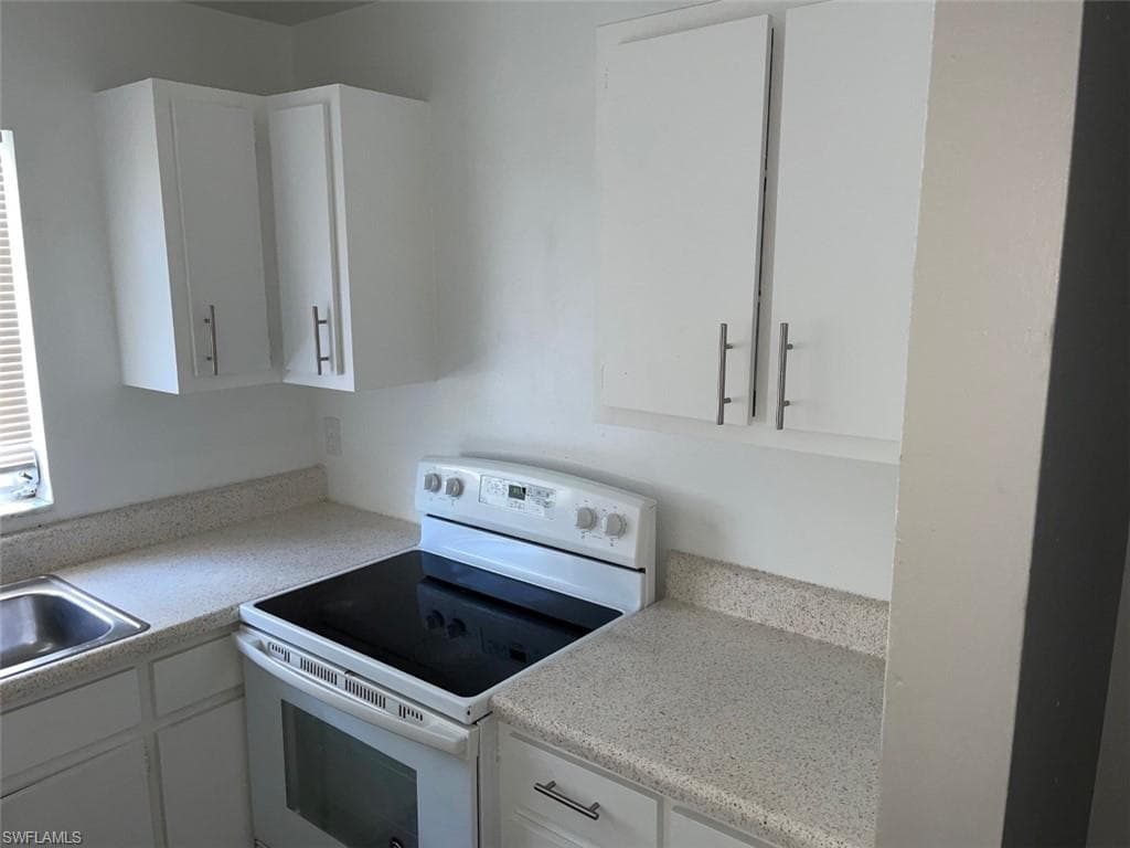 2243 Euclid AVE-5