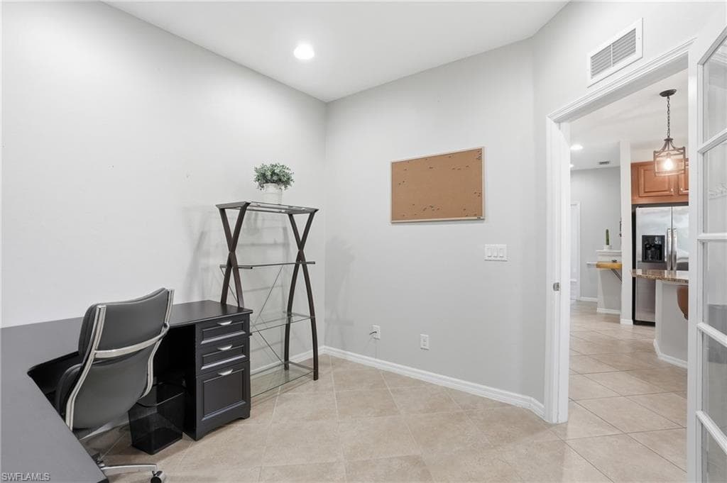 8515 Oakshade CIR 201-28