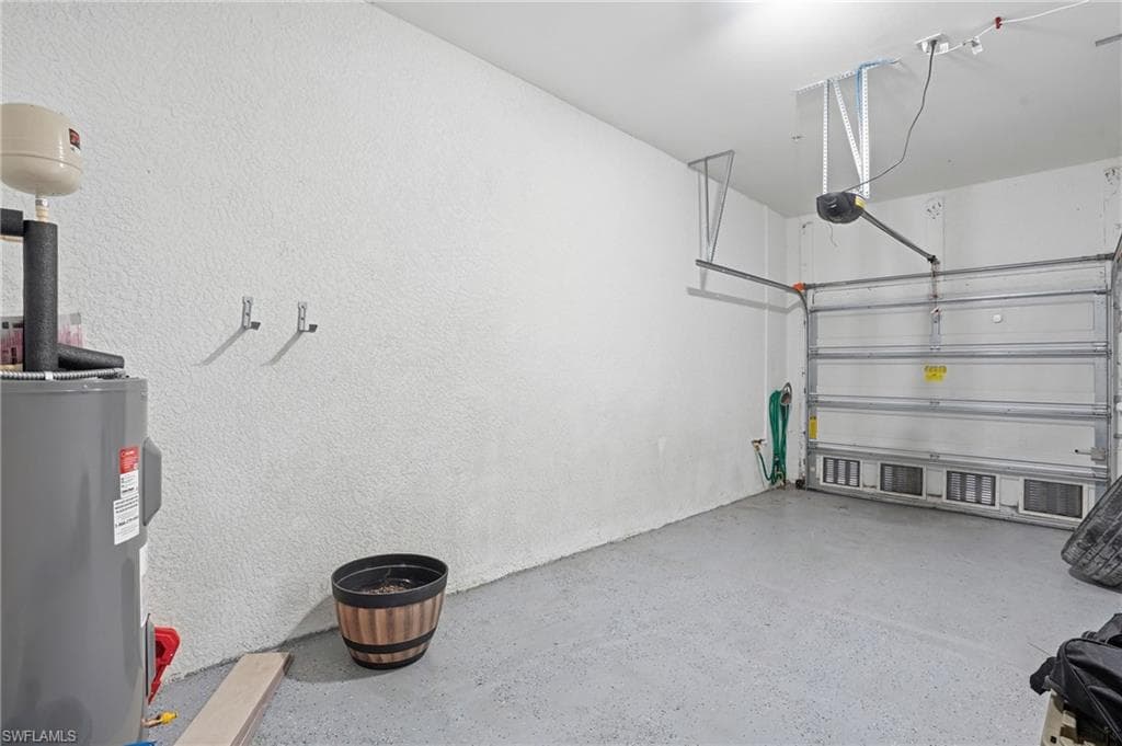 8515 Oakshade CIR 201-30