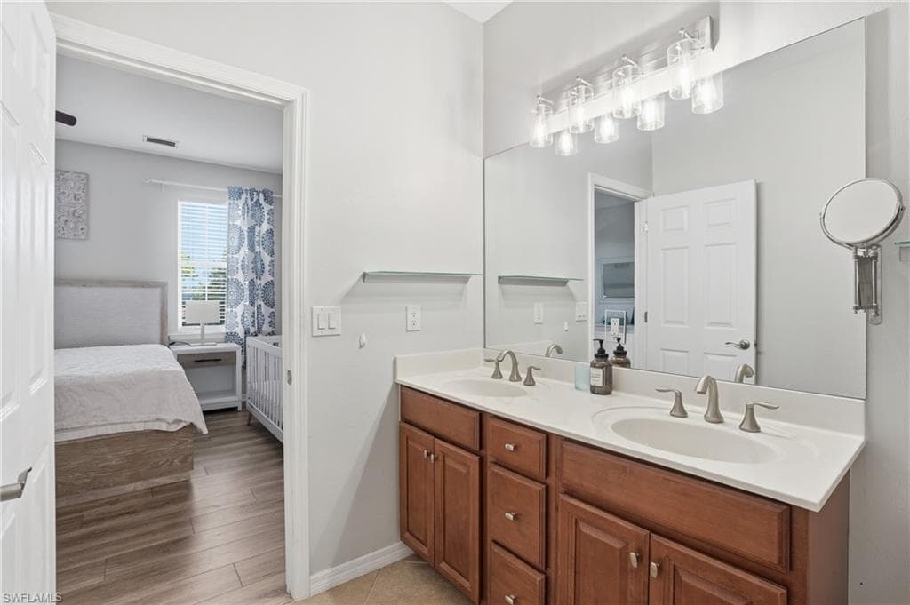 8515 Oakshade CIR 201-21