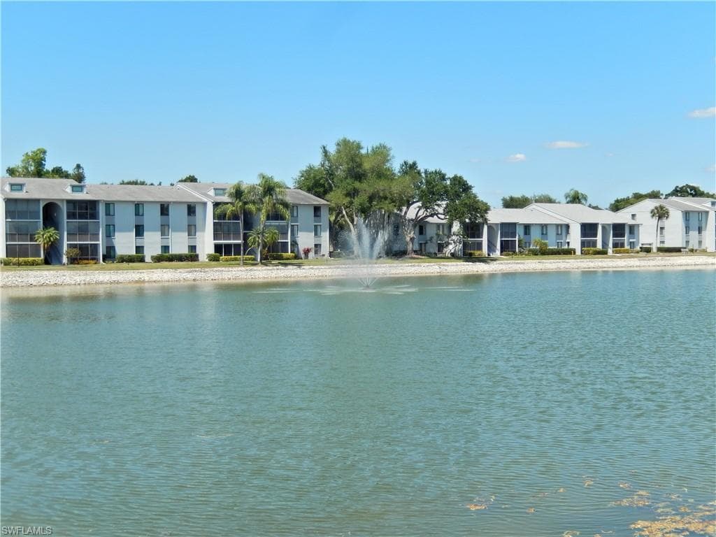 4681 Lakeside Club BLVD 4-29