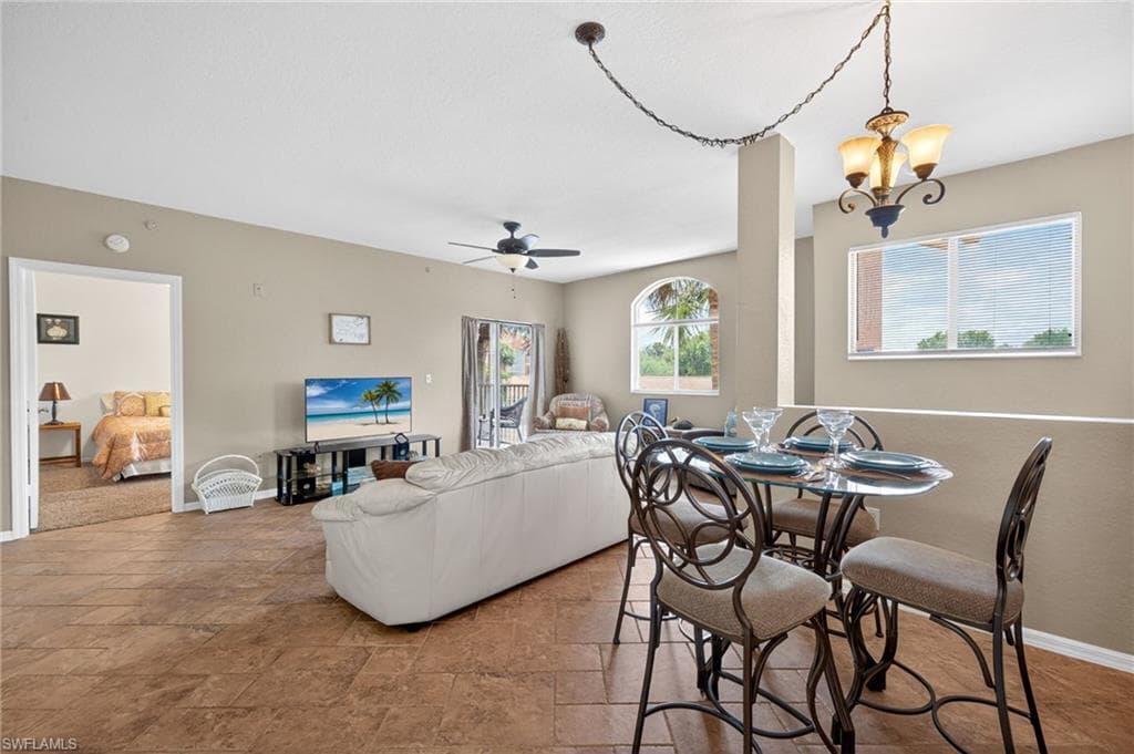 6361 Aragon WAY 202-7