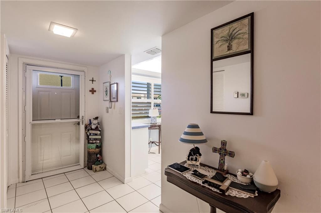 550 Teryl RD 2301-4