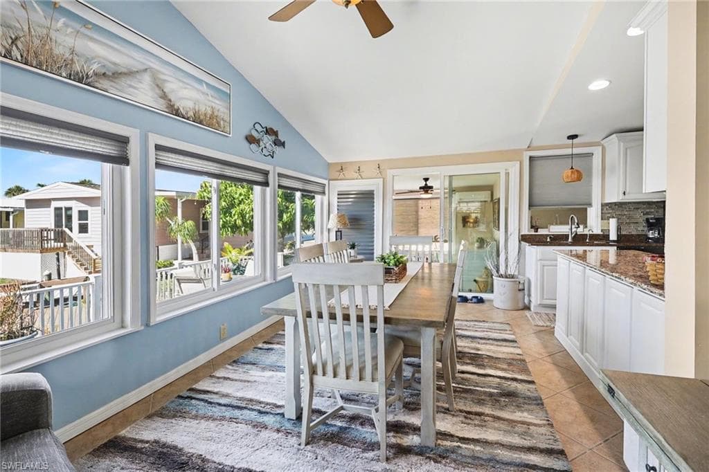 11111 Bayside LN-3