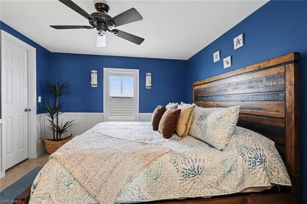 11111 Bayside LN-14