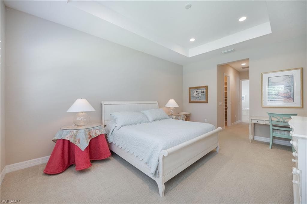 13736 Luna DR-10
