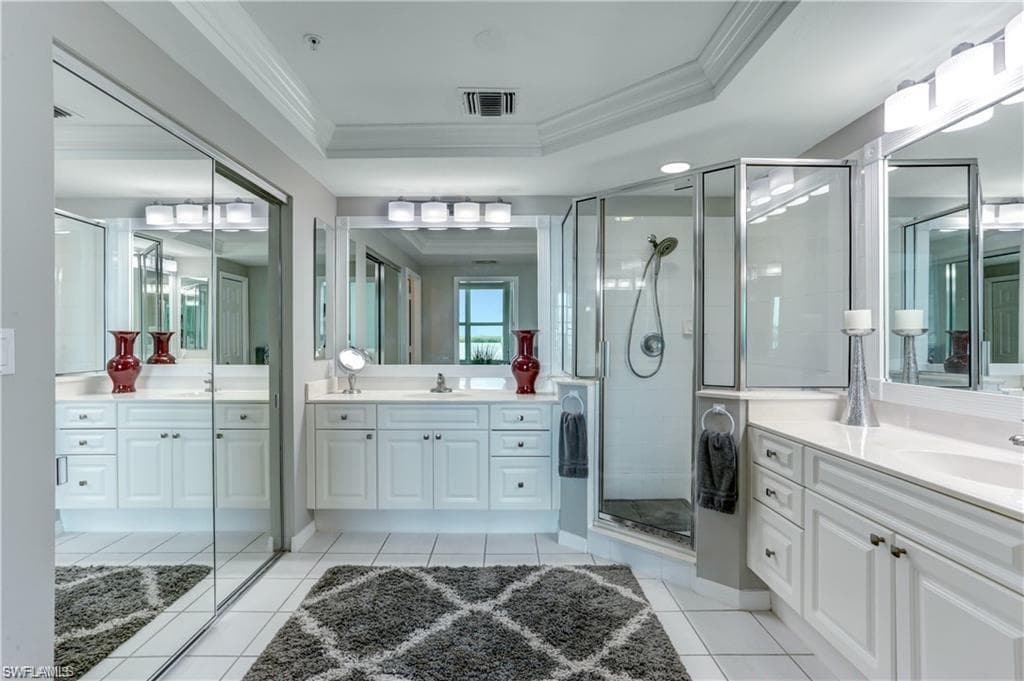4975 Bonita Beach RD 304-23