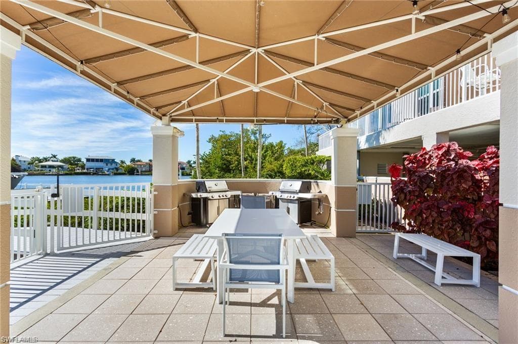 4975 Bonita Beach RD 304-33