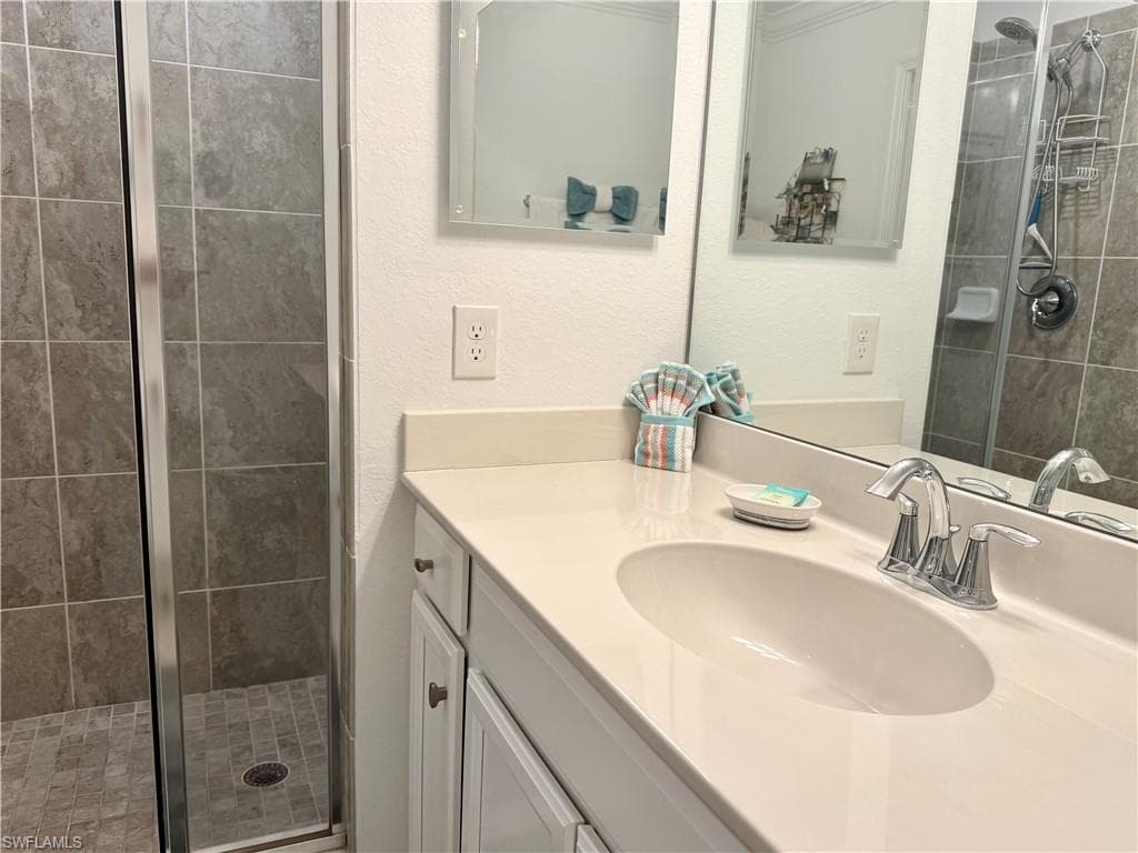9584 Trevi CT 5223-28