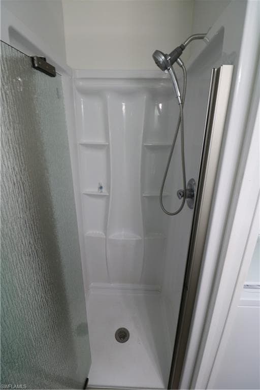 116 Coachlight DR-15