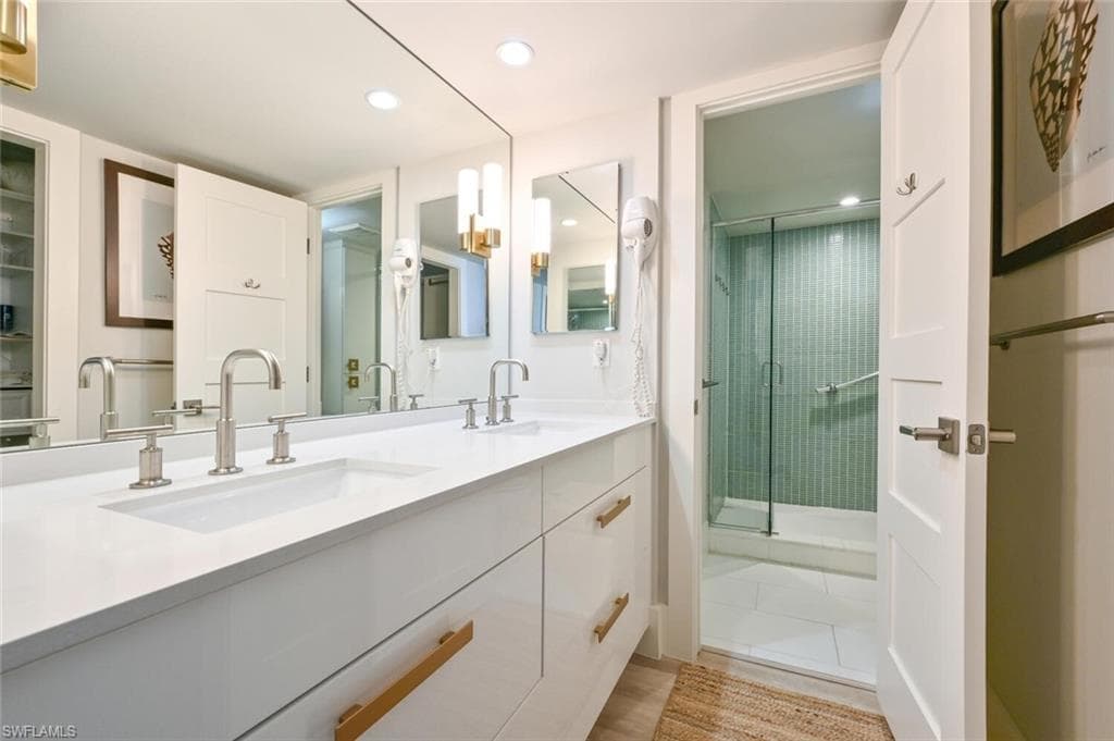 3115 Gulf Shore BLVD N 608S-19