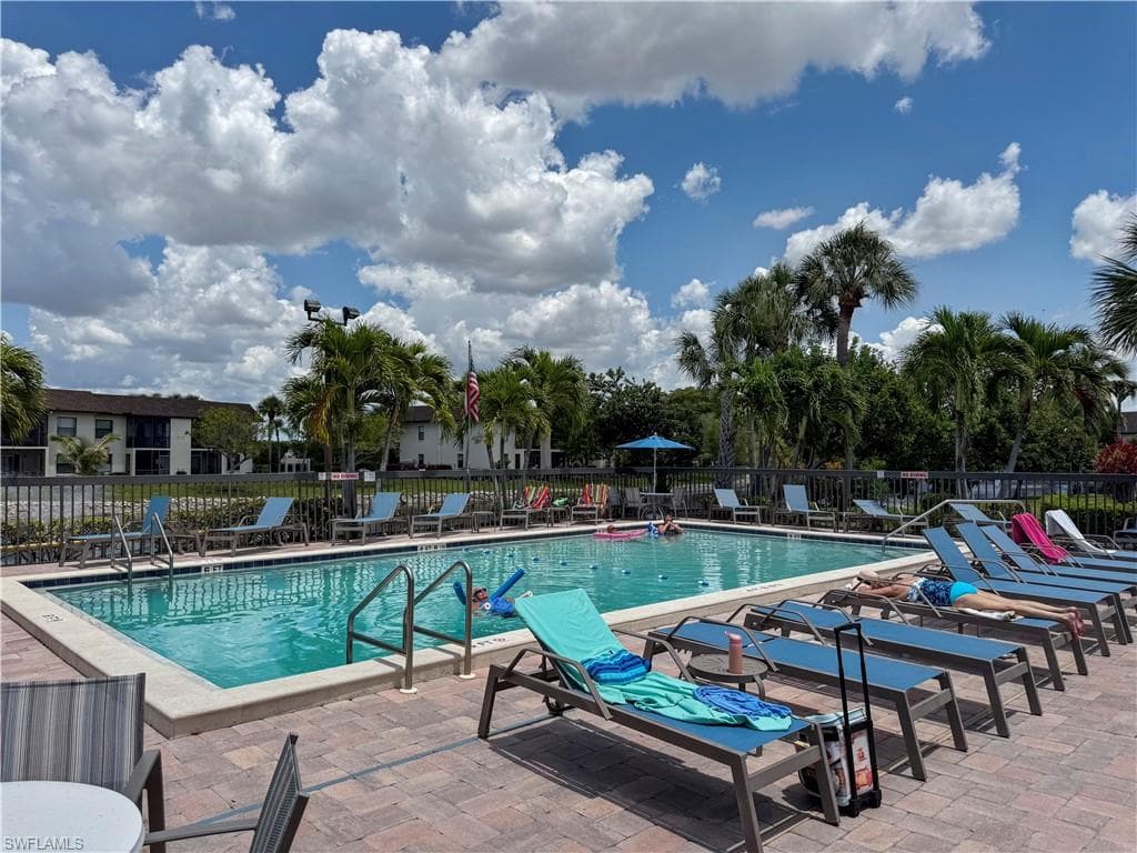 9305 Lake Park DR 104-23