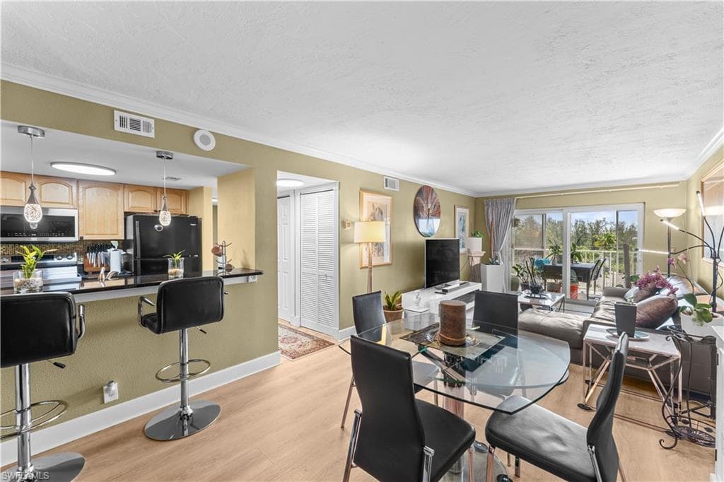 2885 Palm Beach BLVD 507-2