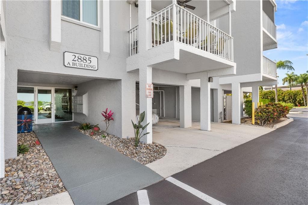 2885 Palm Beach BLVD 507-1