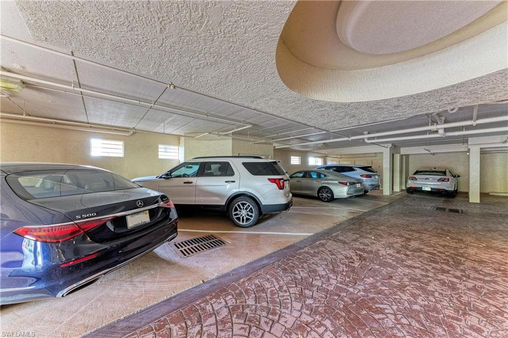14813 Laguna DR 401-47