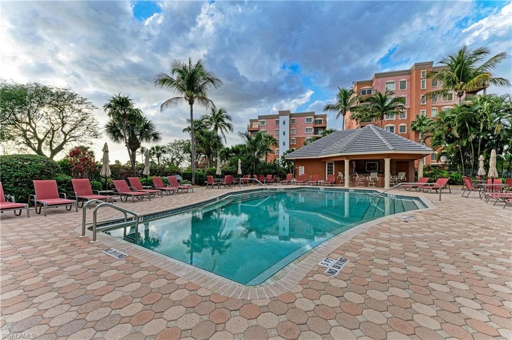 14813 Laguna DR 401-48
