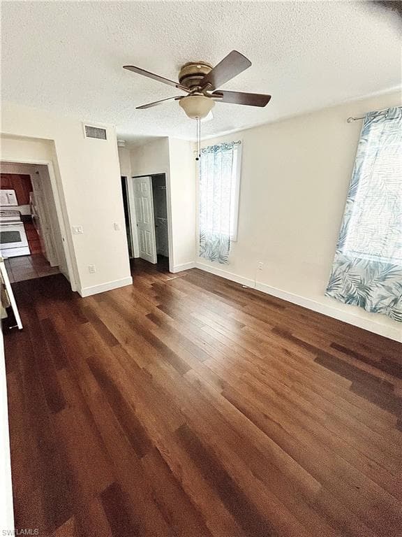 1115 Reserve CT 102-8
