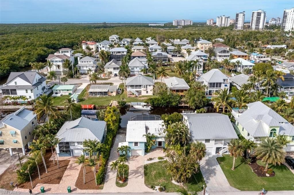 1283 Grand Canal DR-30