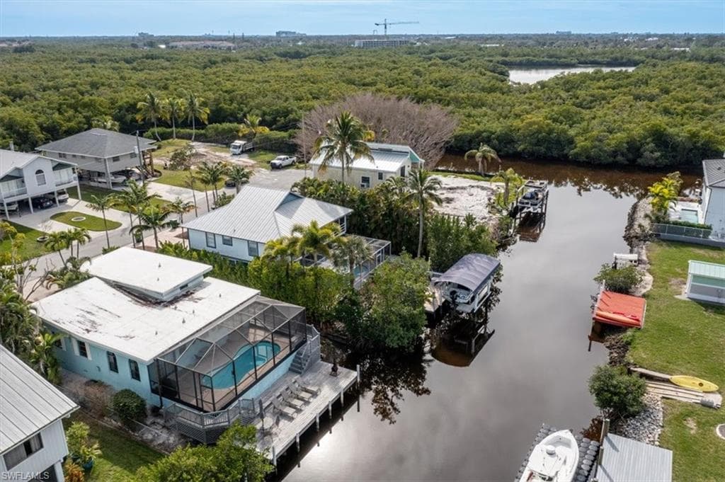 1283 Grand Canal DR-34