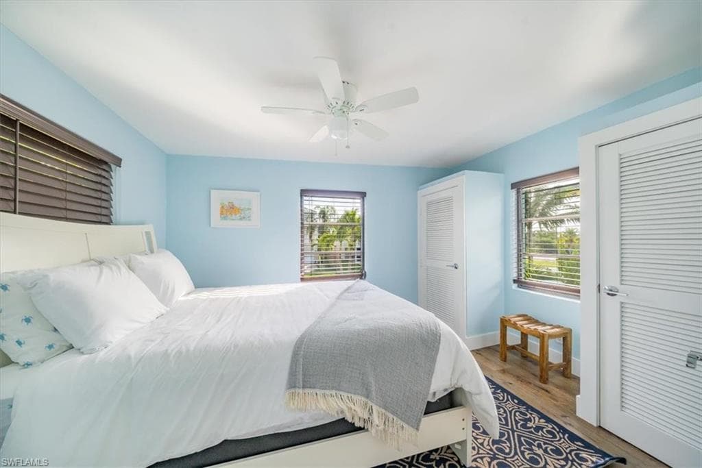 1283 Grand Canal DR-15
