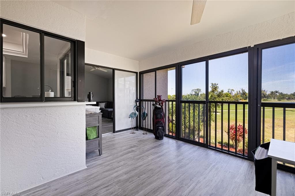 5805 Trailwinds DR 326-31