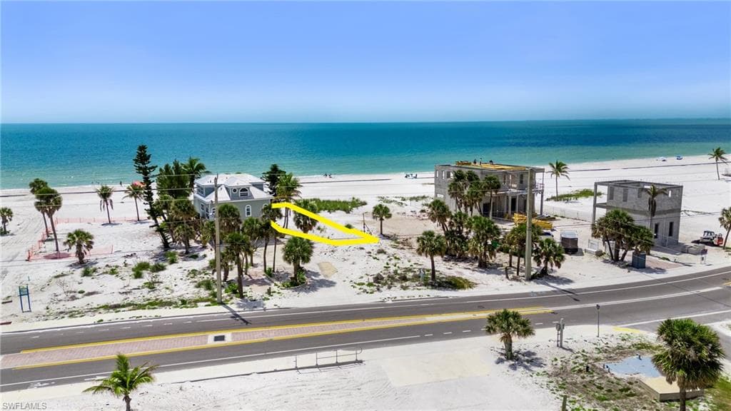 5682 Estero BLVD-14