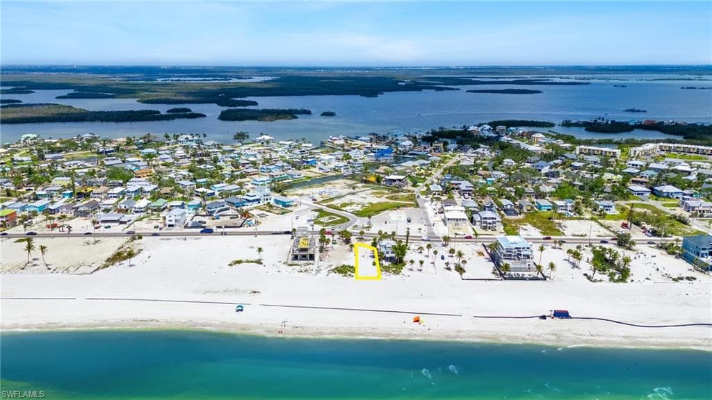 5682 Estero BLVD-4