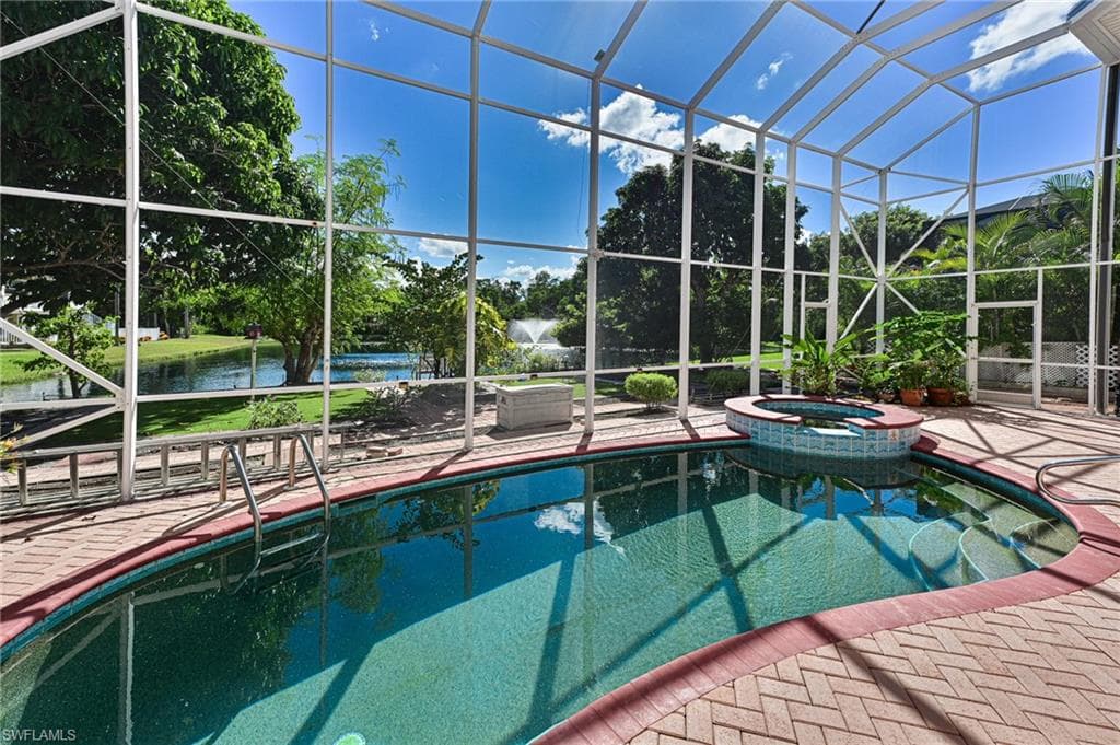 192 Topanga DR-36