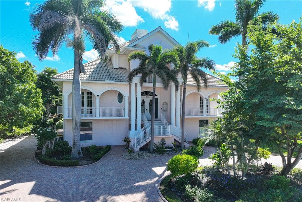 192 Topanga DR-38