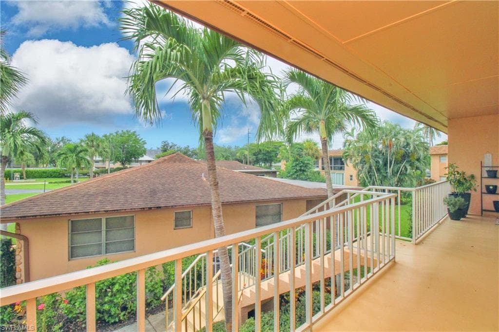 729 Palm View DR D4-4