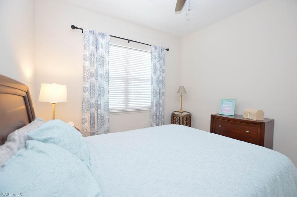 26197 Palace LN 102-15