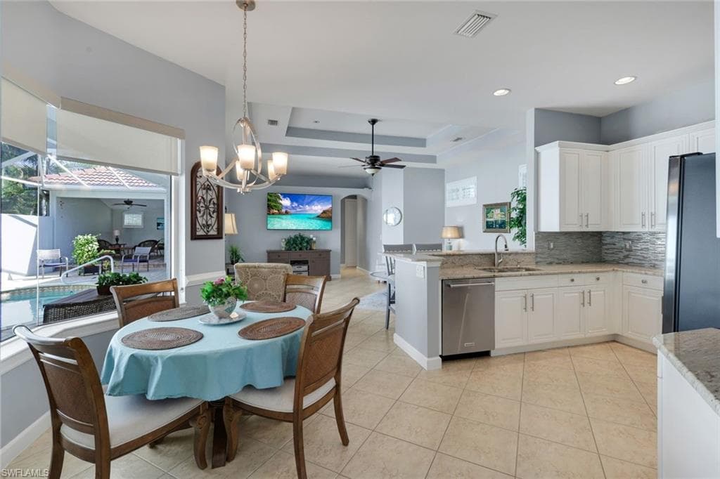 3232 Sundance CIR-16