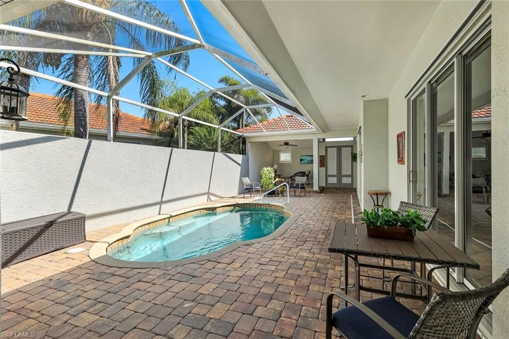 3232 Sundance CIR-31