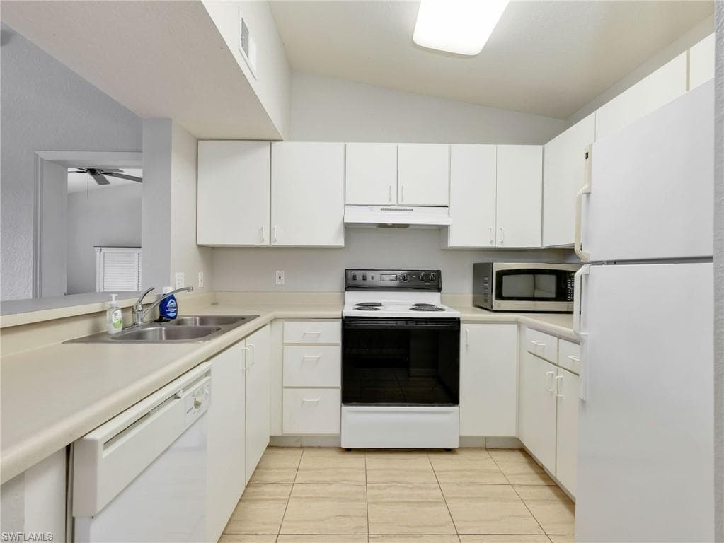 8284 Key Royal CIR 1331-6